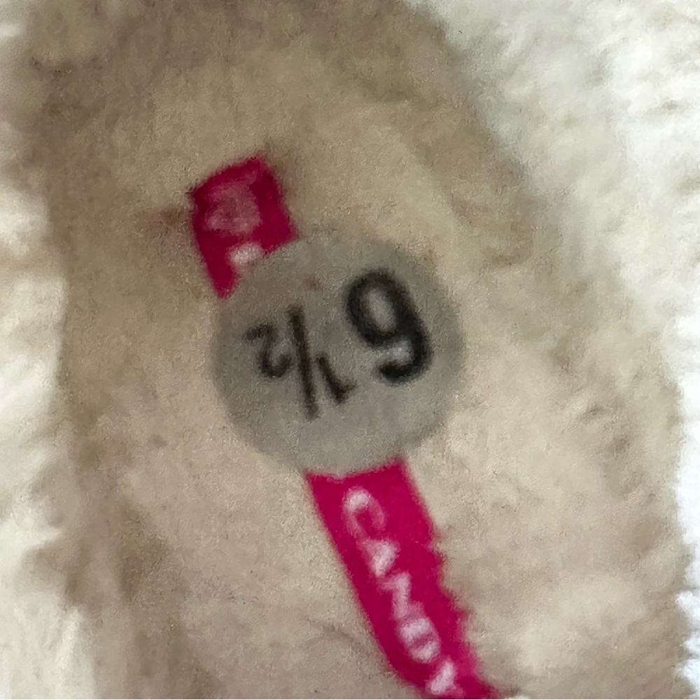 Cozy Tan Platform Slippers Sherpa 6.5 - Picture 7 of 7